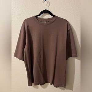 Uniqlo Men's Short Sleeve Brown Tee